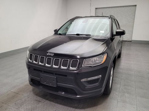 Used 2018 Jeep Compass Sport w/ Tech Group FWD image 15