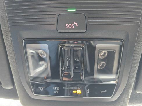 New 2026 Volkswagen Tiguan SEL R-Line image 38