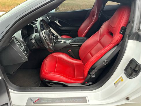 Used 2014 Chevrolet Corvette Stingray Coupe w/ Battery Protection Package image 16