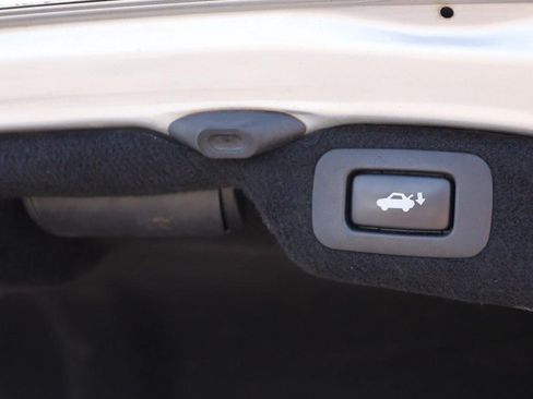 Used 2016 Lexus LS 460 AWD w/ Comfort Package image 8