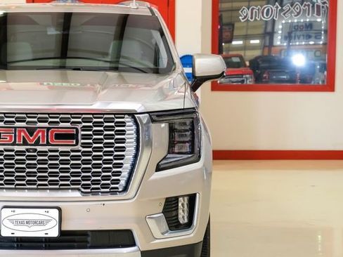 Used 2022 GMC Yukon XL Denali image 50