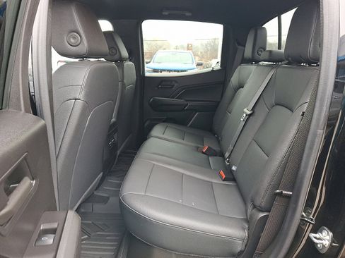 Certified 2024 Chevrolet Colorado Trail Boss w/ Advanced Trailering Package image 10