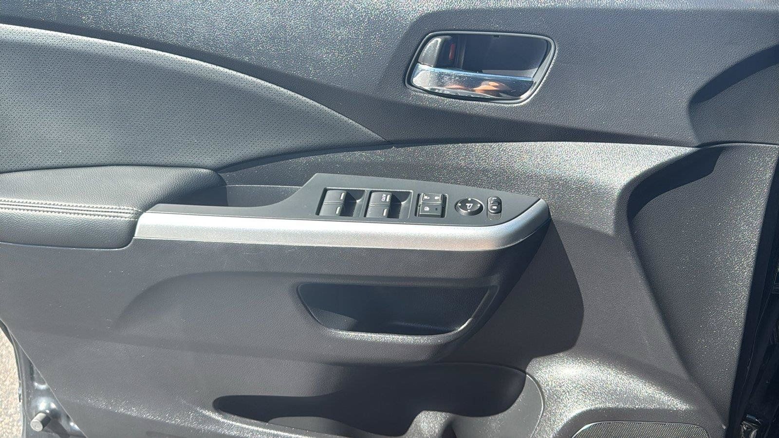 Used 2015 Honda CR-V EX-L image 12
