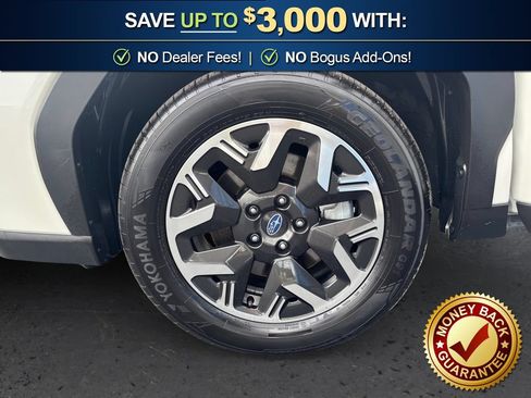 Used 2025 Subaru Forester Premium AWD/4WD image 13