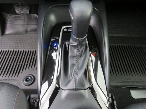 Certified 2024 Toyota Corolla SE image 24