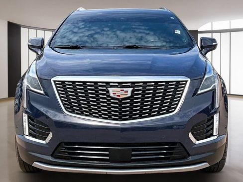 Used 2025 Cadillac XT5 Premium Luxury w/ Technology Package AWD/4WD image 3