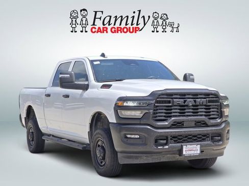 Used 2025 RAM 2500 Tradesman AWD/4WD image 2