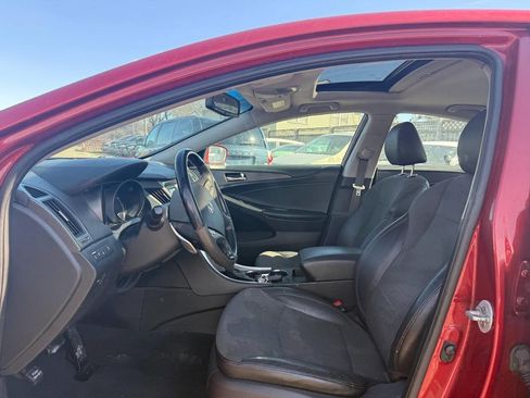 Used 2013 Hyundai Sonata SE w/ Navigation & Sunroof Pkg image 17