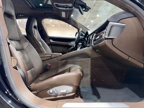 Used 2015 Porsche Panamera w/ Premium Package Plus image 65
