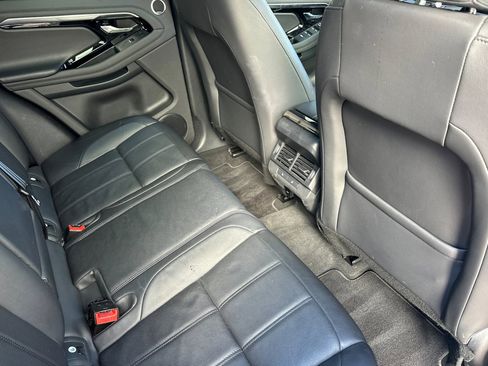 Certified 2022 Land Rover Range Rover Evoque R-Dynamic SE image 30