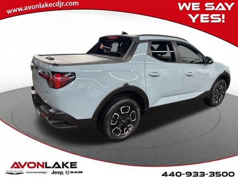 Used 2022 Hyundai Santa Cruz SEL Premium image 5