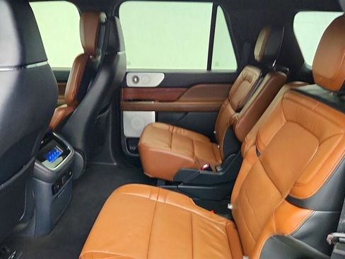Used 2024 Lincoln Navigator L Reserve AWD/4WD image 20