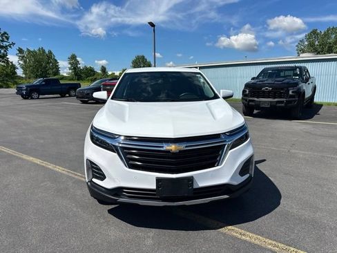 Used 2024 Chevrolet Equinox LT w/ LPO, Floor Liner Package AWD/4WD image 11