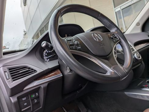 Used 2017 Acura MDX SH-AWD w/ Technology Package image 9