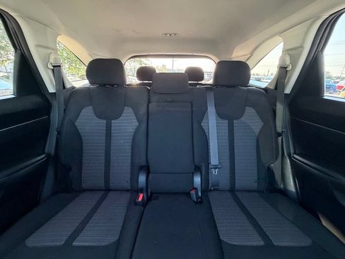 Used 2021 Kia Sorento LX FWD image 23