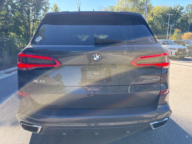 Used 2019 BMW X5 xDrive40i w/ M Sport Package AWD/4WD image 14