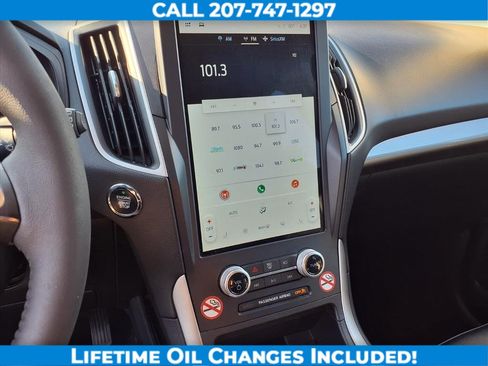 Used 2023 Ford Edge SEL image 16