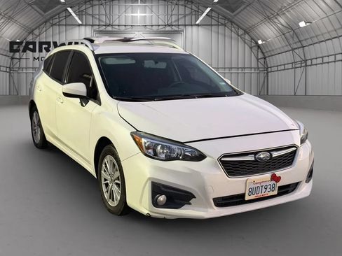Used 2017 Subaru Impreza 2.0i Premium AWD/4WD image 2