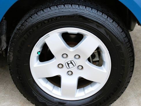 Used 2005 Honda Element EX image 11