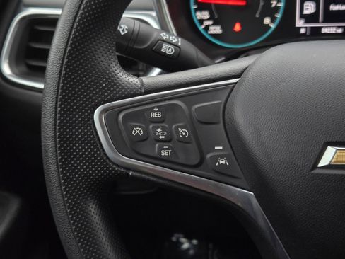 Used 2022 Chevrolet Equinox LS image 19