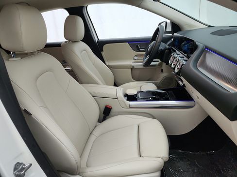 Used 2021 Mercedes-Benz GLA 250 image 18