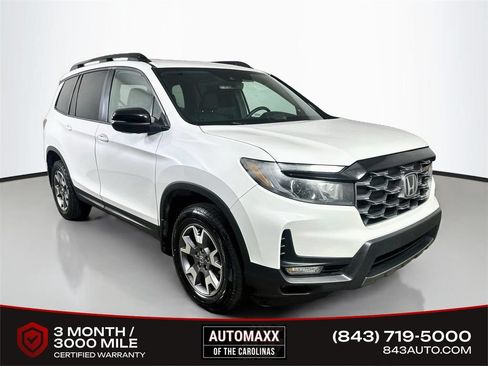 Used 2023 Honda Passport TrailSport image 1