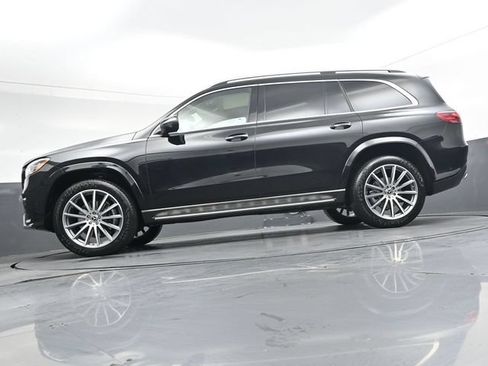 Used 2026 Mercedes-Benz GLS 450 4MATIC image 36