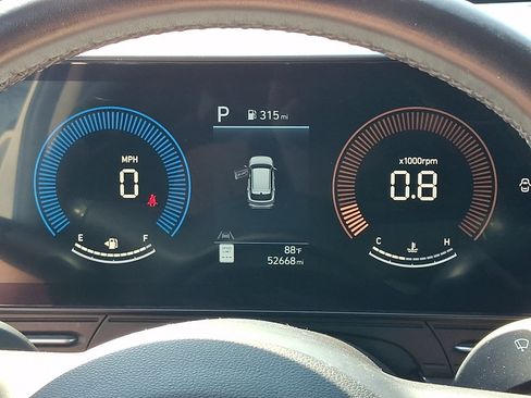 Used 2024 Hyundai Kona SEL FWD image 26
