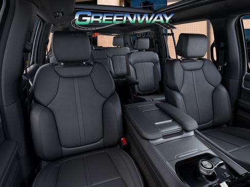 New 2026 Jeep Grand Wagoneer Limited w/ Premium Group II AWD/4WD image 16