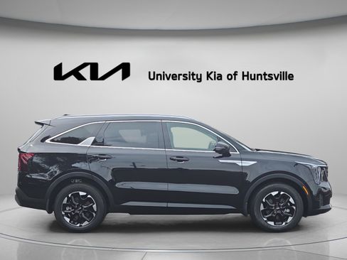 Used 2025 Kia Sorento S w/ Panoramic Sunroof Package FWD image 8