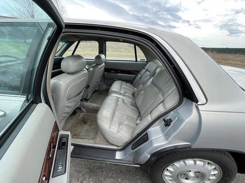 Used 1998 Buick Le Sabre Limited w/ Gran Touring Pkg image 23