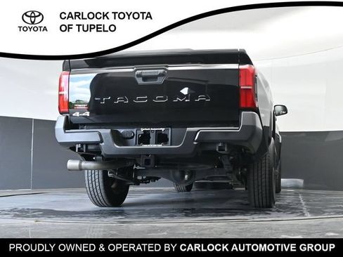 Used 2025 Toyota Tacoma SR AWD/4WD image 27