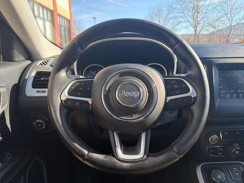 Used 2020 Jeep Compass Latitude w/ Cold Weather Group image 24