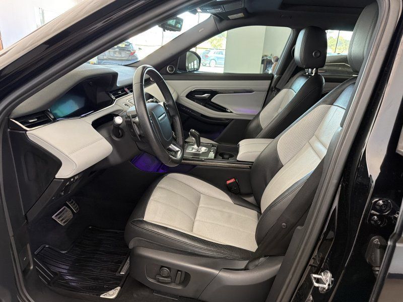 Used 2020 Land Rover Range Rover Evoque R-Dynamic SE AWD/4WD image 16