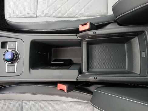 New 2026 Volkswagen Tiguan SE R-Line AWD/4WD image 25