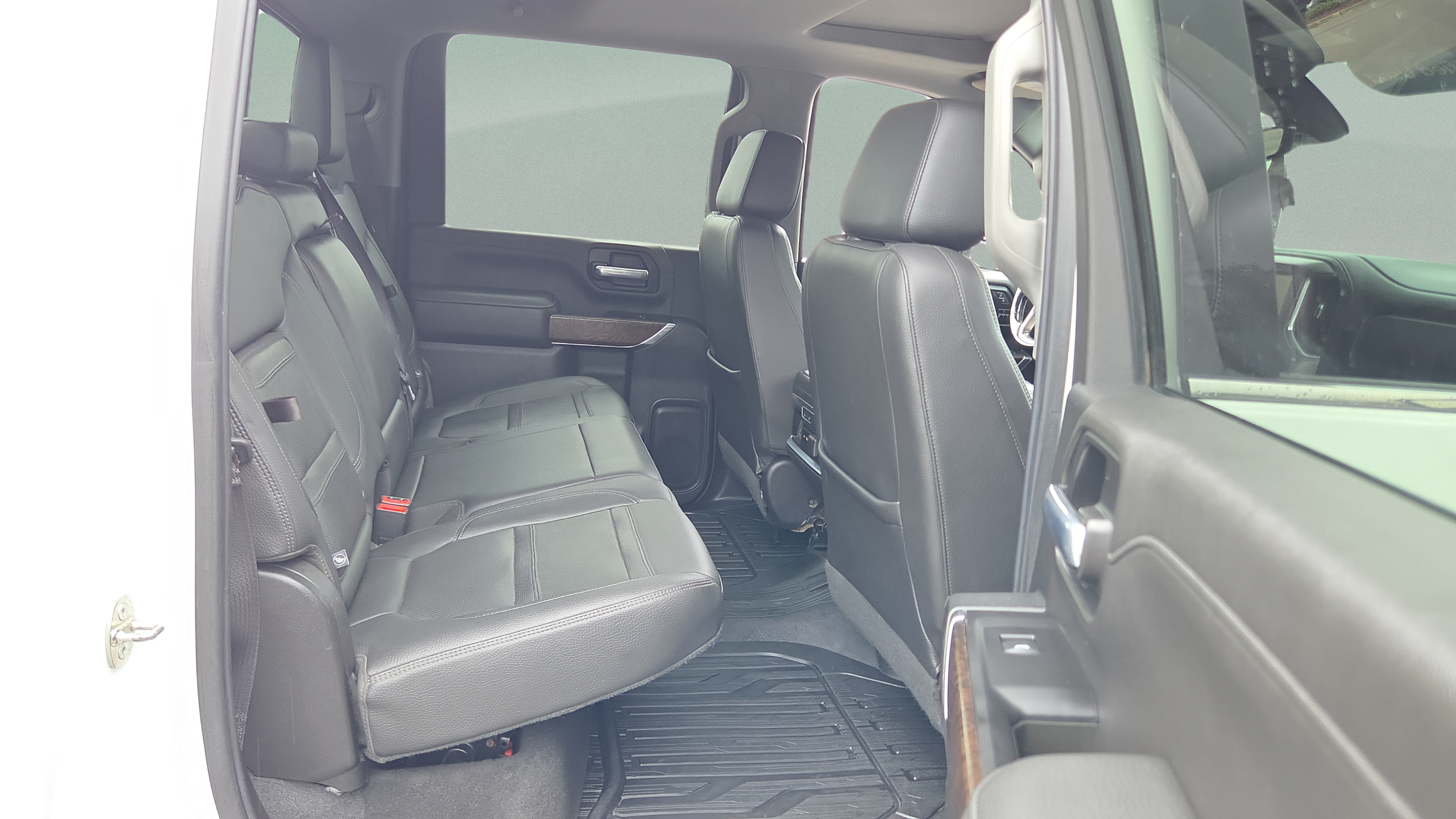 Certified 2020 GMC Sierra 3500 Denali w/ Denali Ultimate Package AWD/4WD image 20