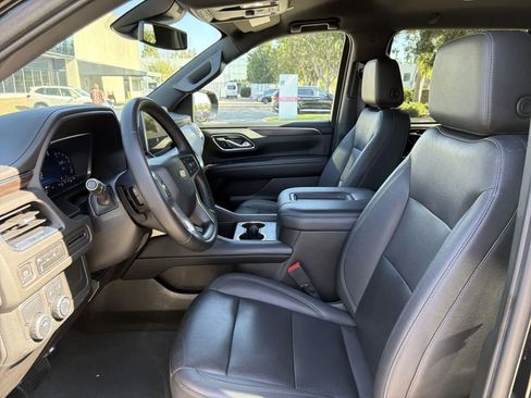 Used 2023 Chevrolet Suburban LT image 23