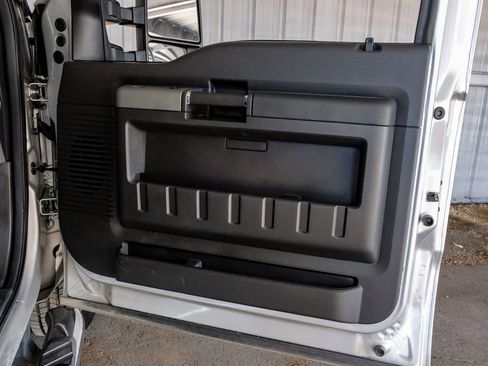 Used 2012 Ford F250 Lariat w/ Lariat Ultimate Pkg image 46