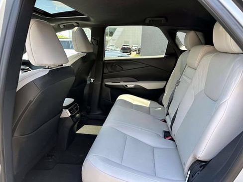 Used 2023 Lexus RX 350 Premium w/ Accessory Package AWD/4WD image 12