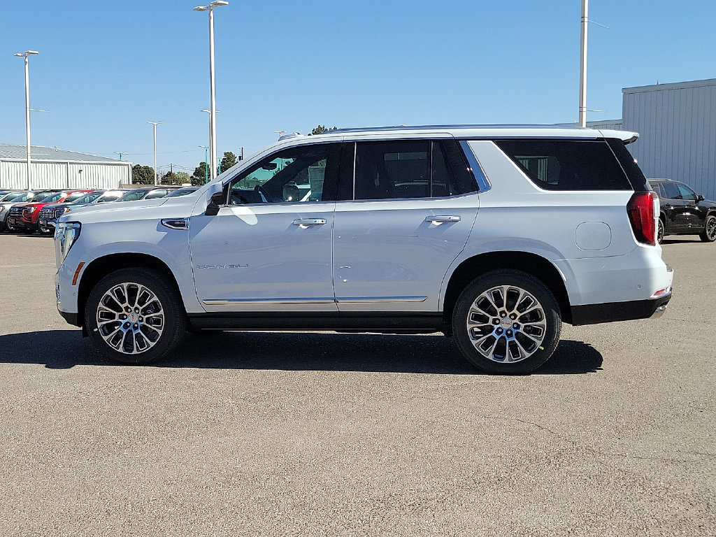 New 2026 GMC Yukon Denali w/ Denali Reserve Package AWD/4WD image 7
