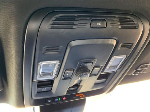 Certified 2025 GMC Yukon AT4 Ultimate w/ LPO, Illumination Package image 34