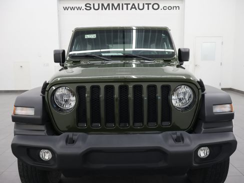 Used 2023 Jeep Wrangler Unlimited Sport AWD/4WD image 19