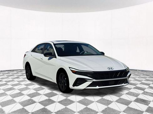 New 2026 Hyundai Elantra SEL Sport image 17