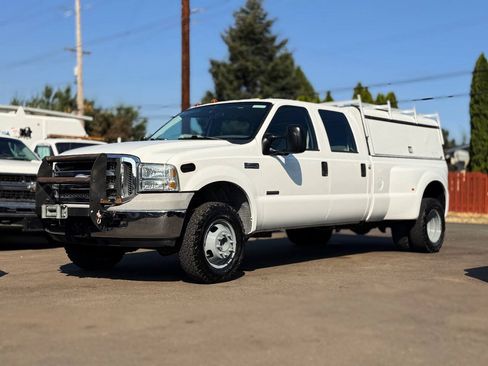 Used 2006 Ford F350 Lariat AWD/4WD image 1