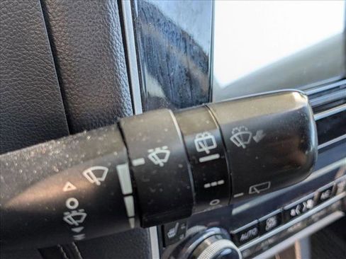 Used 2018 Subaru Outback 2.5i Premium image 4