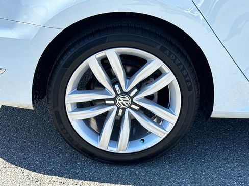 Used 2017 Volkswagen Passat 1.8T SE image 17