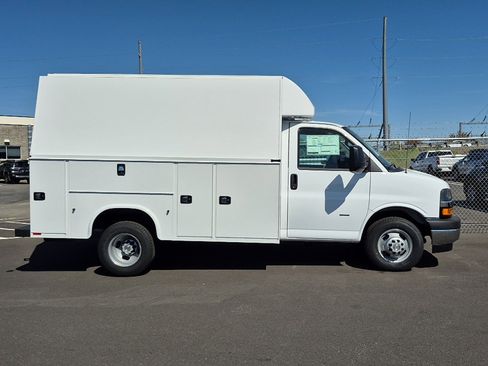 New 2025 Chevrolet Express 3500 w/ Power Convenience Package RWD image 2
