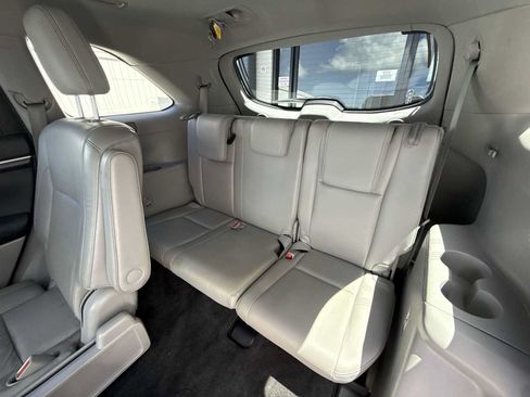 Used 2015 Toyota Highlander Limited FWD image 25