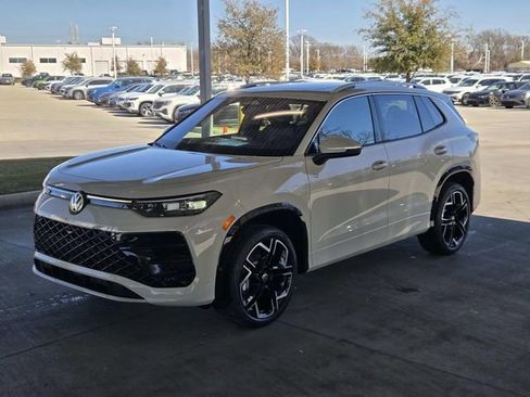 New 2026 Volkswagen Tiguan SEL R-Line image 1