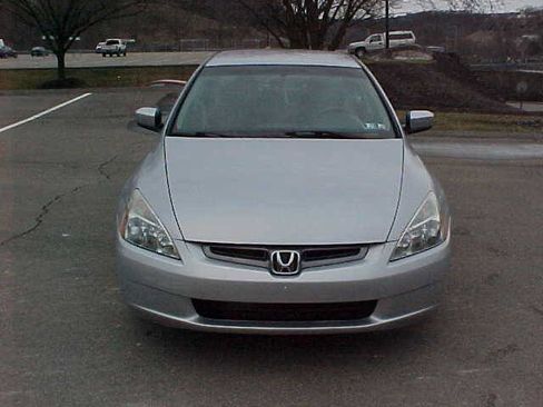Used 2004 Honda Accord LX image 3